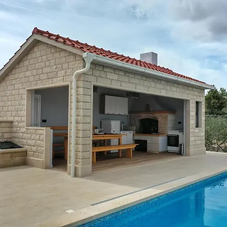 Vila Longo