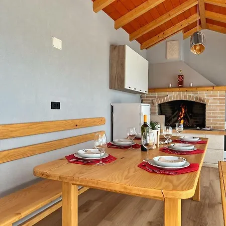 Longo 빌라 수페타르