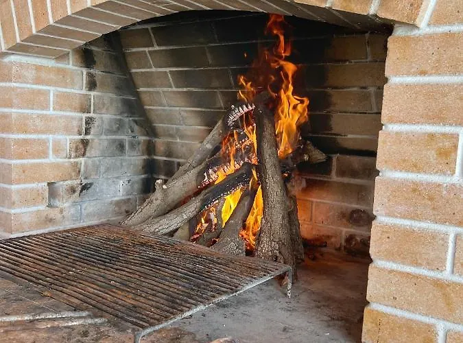 Longo Vila Supetar