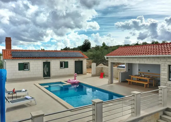 Vila Longo