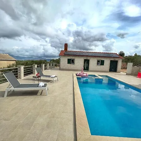 Villa Longo *